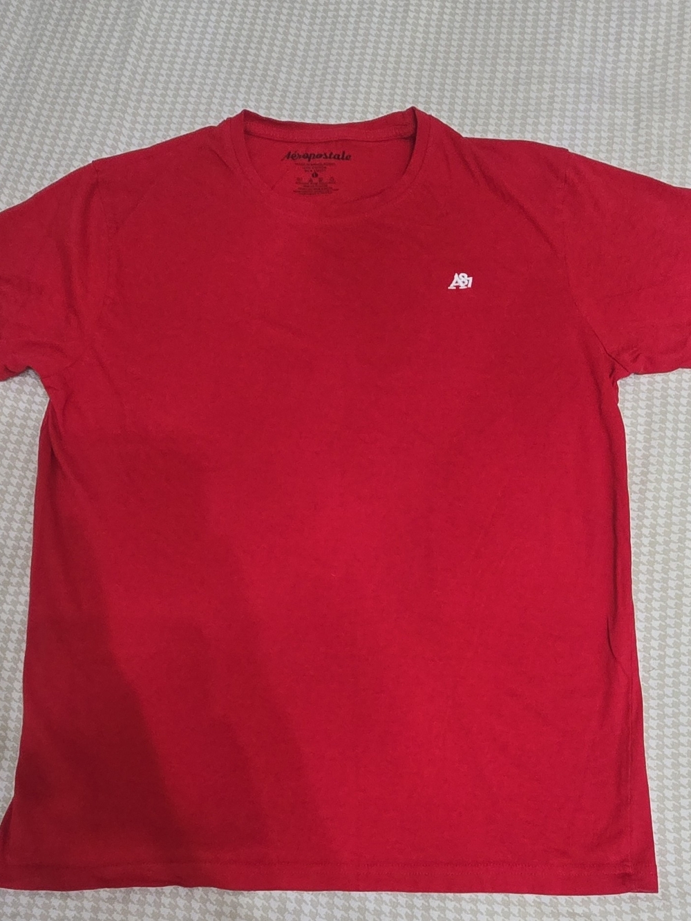 Aeropostale Bright Red Short Sleeve Tee with Chest Logo